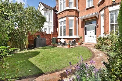 4 Bedroom House for Sale on Chatsworth Road