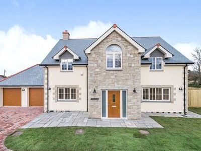 4 Bedroom Houses for Sale