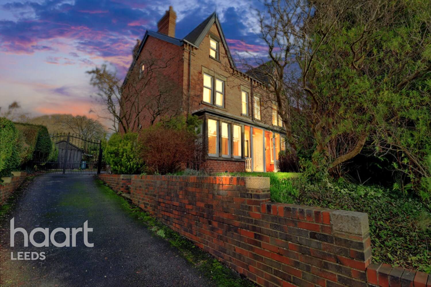5 Bedroom Semi-detached House for Sale near Roundhay Park