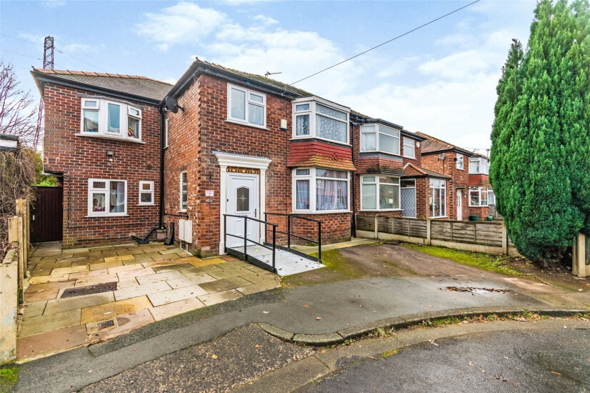 5 Bedroom House for Sale in Didsbury