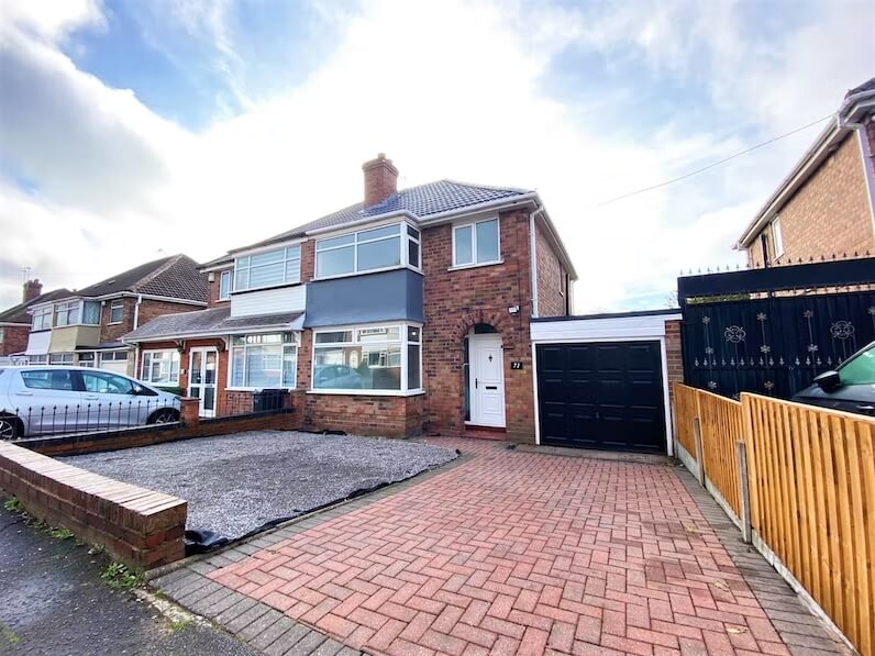 3 Bedroom House for Sale in Lawfred Avenue, Wednesfield
