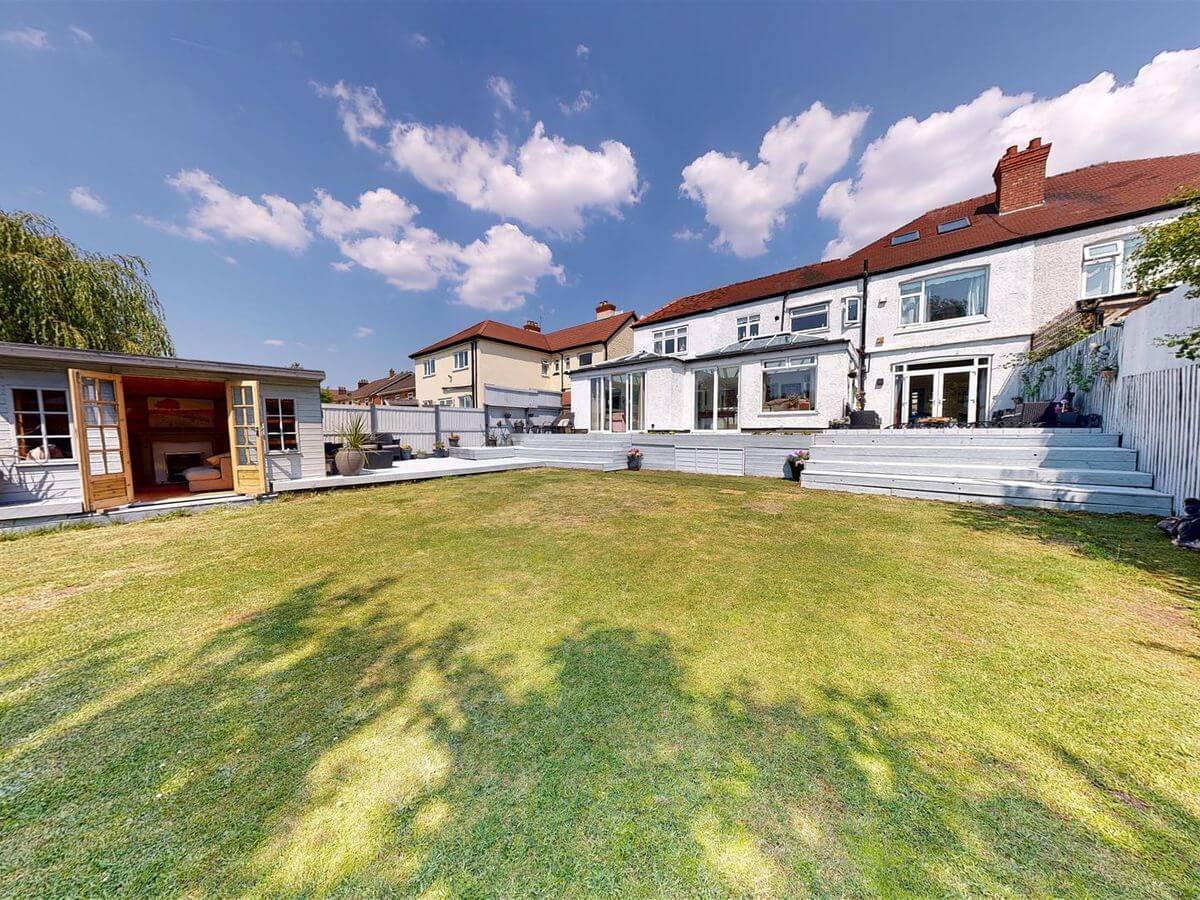 6 Bedroom House for Sale in Prenton